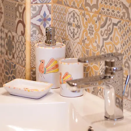 Sui Colli Di Strugas Bed & Breakfast